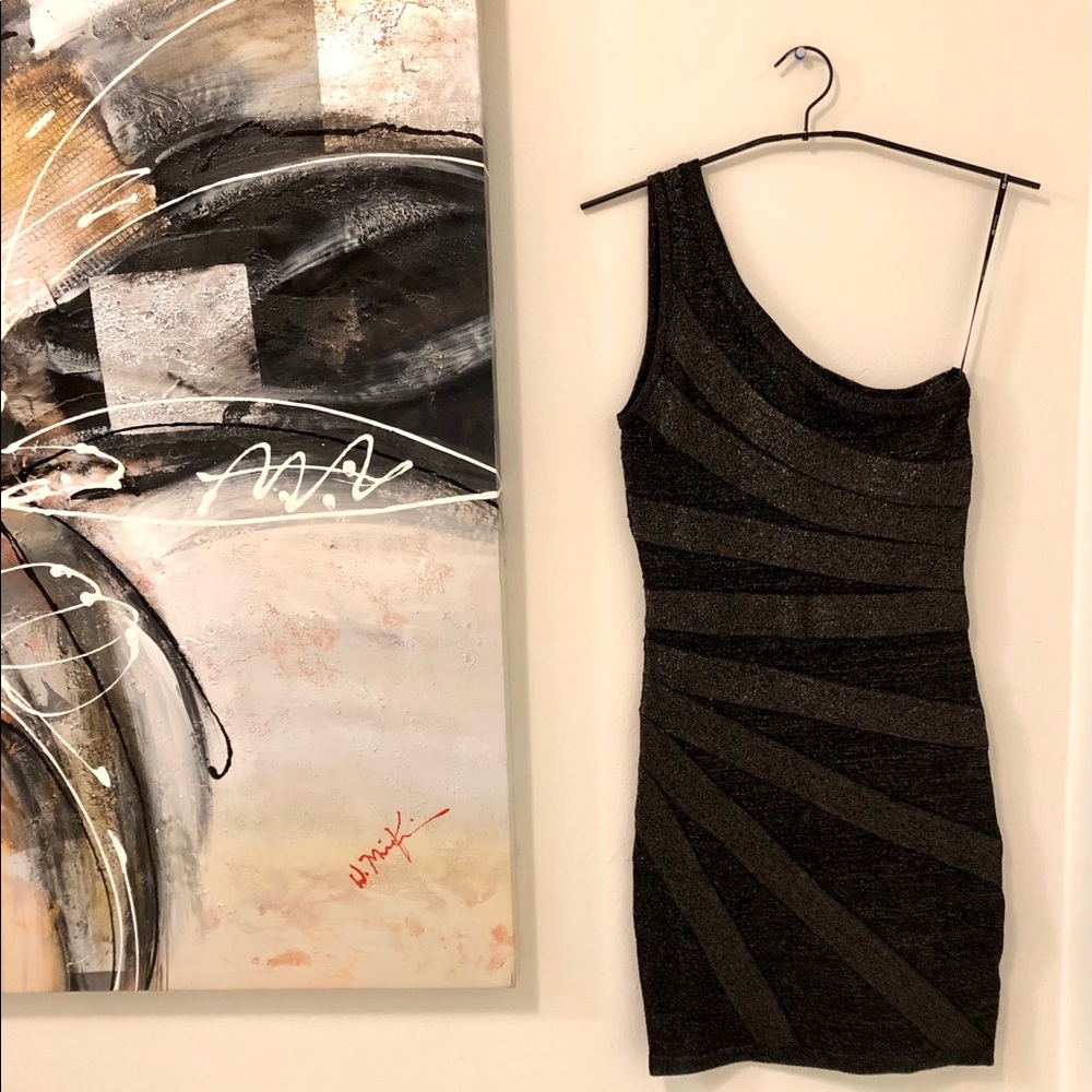 Forever 21 one shoulder sparkle mini dress ✨⚡️